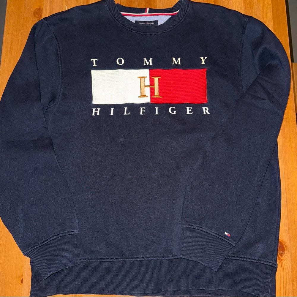 Vintage Tommy Hilfiger Crewneck Sweatshirt Men`s  Embroidered Logo Size XL Prep
